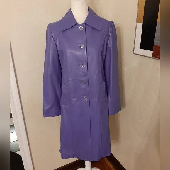 ST. JOHN Leather Coat